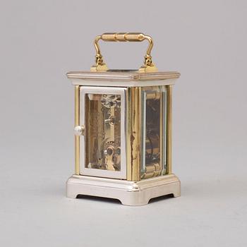 L´EPÉE, Fondée en 1839, travel alarm clock, lever escapement, second half of the 20th century.