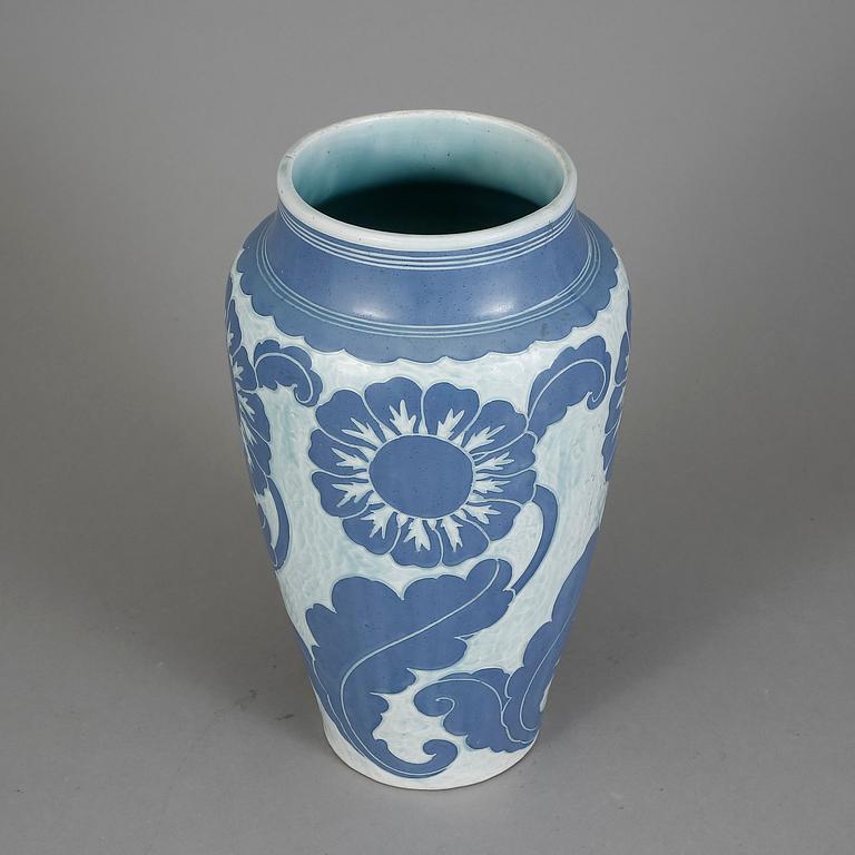 VAS, flintgods, "Sgrafitto", Josef Ekberg, signerad och daterad Gustavsberg 1921.
