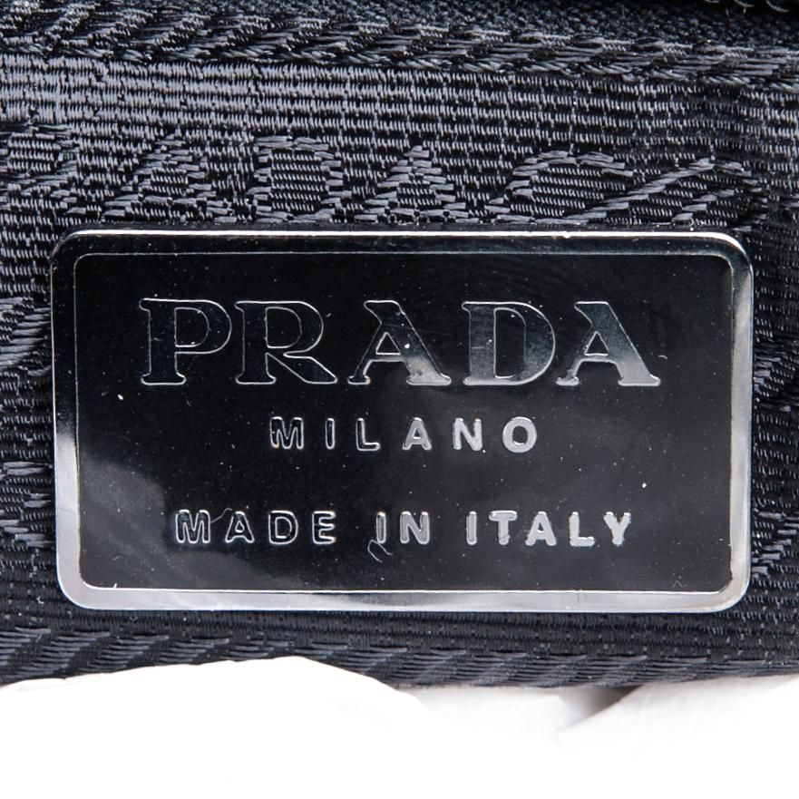 VÄSKA, Prada.