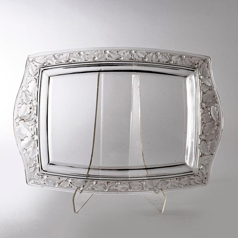 René Lalique,  a 1940s chene moulded glass tray.