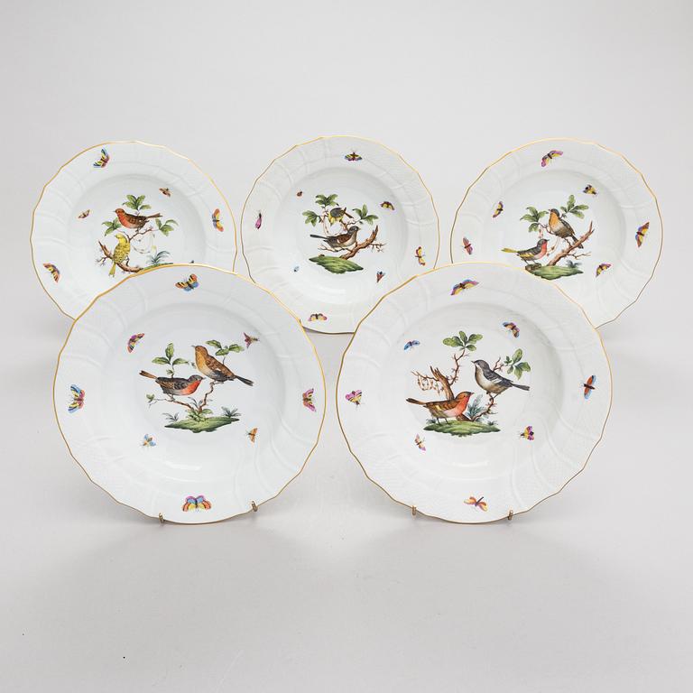 A 14-piece set of Herend 'Rotchild Bird' porcelain tableware, Hungary 1970s-1980s.