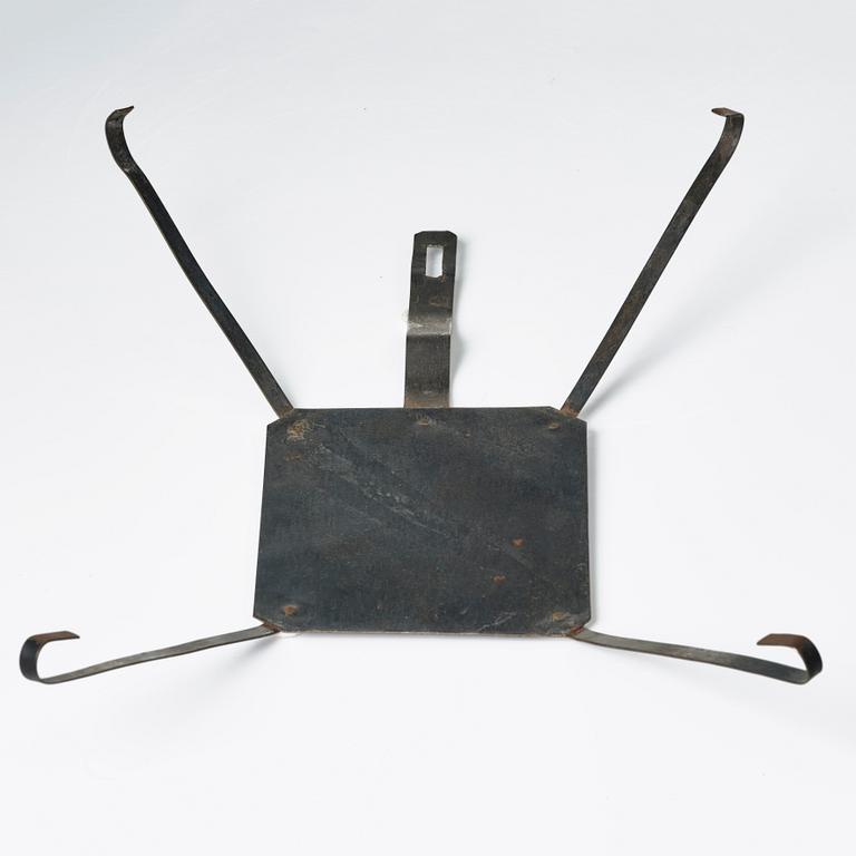 Wilhelm Kåge, a faience dish, Gustavsberg, Sweden, 1942.