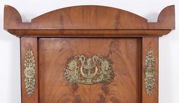 SPEGEL samt KONSOLBORD, Karl Johan/Karl Johan-stil, 1800-tal.