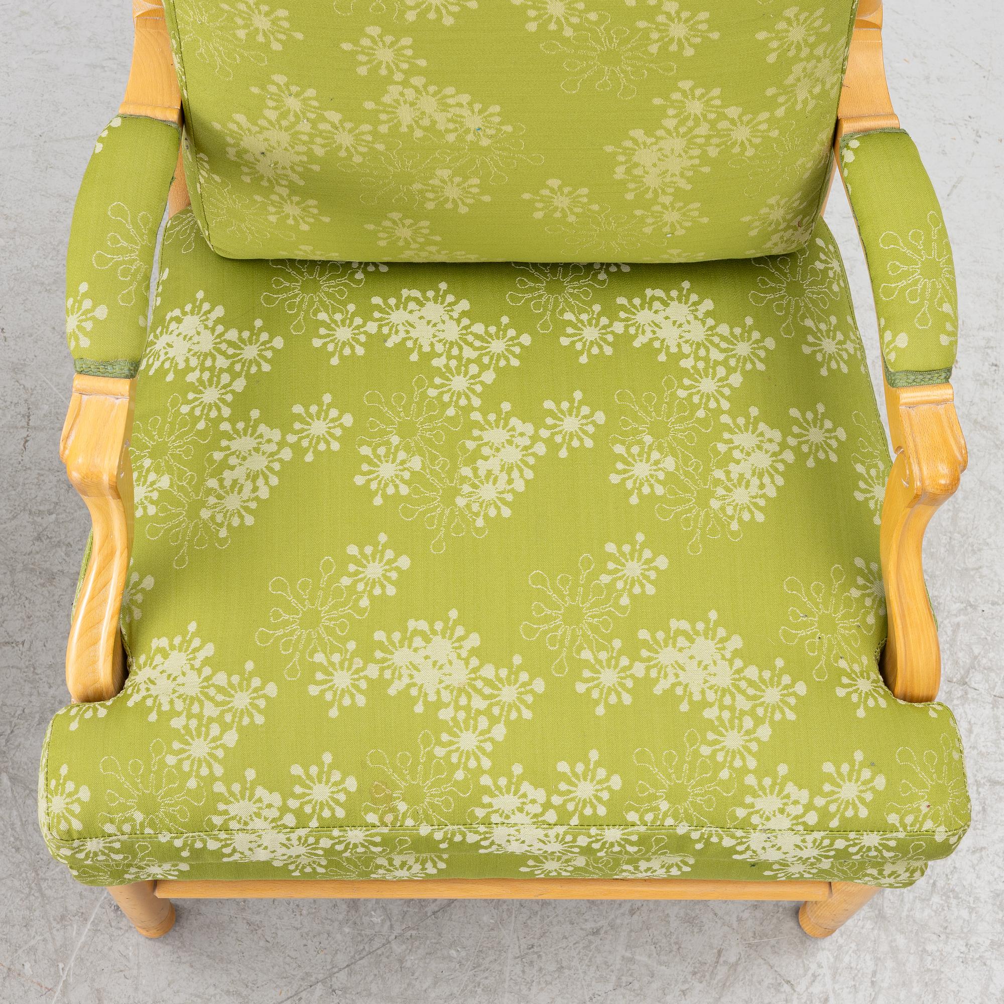 A pair of Gustavian style armchairs, tidigt 2000-tal.