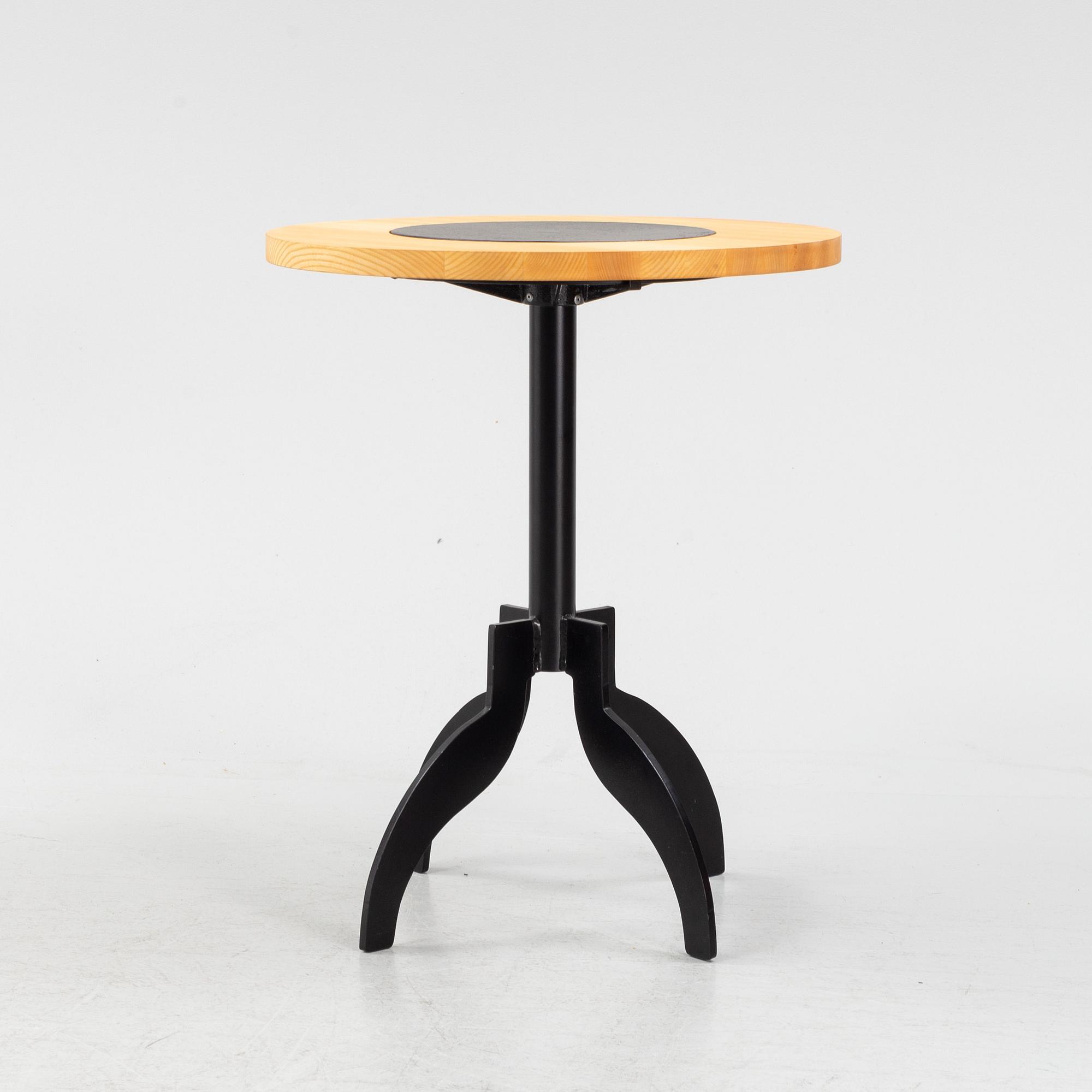 Jonas Bohlin, litet bord "Triptyk", Källemo, 1989.