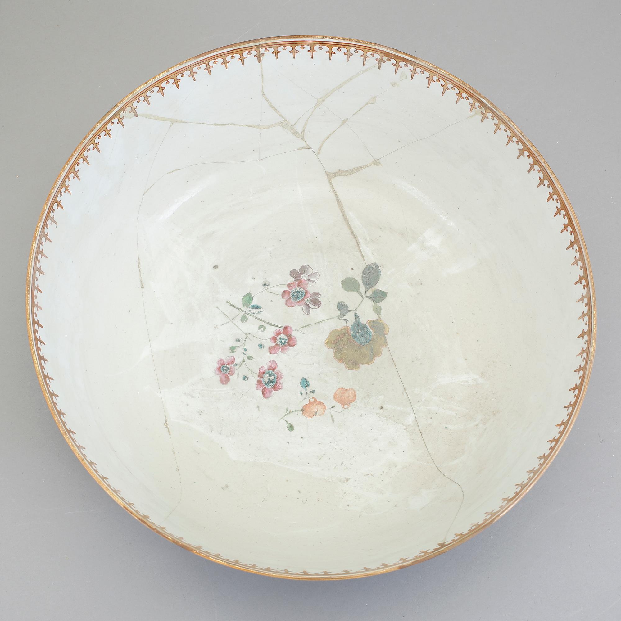 BÅLSKÅL, porslin, Qianlong, Kina 1700-tal.
