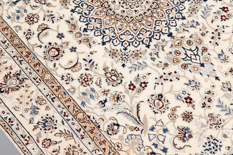 A rug, Nain Part Silk, sk 6 LAA, 179 x 123 cm.