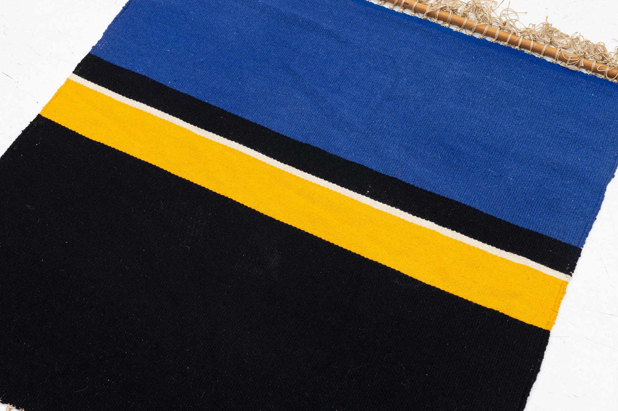 Maria Hillfon, a tapestry, signed Maria Hillfon, approx. 114 x 114 cm.