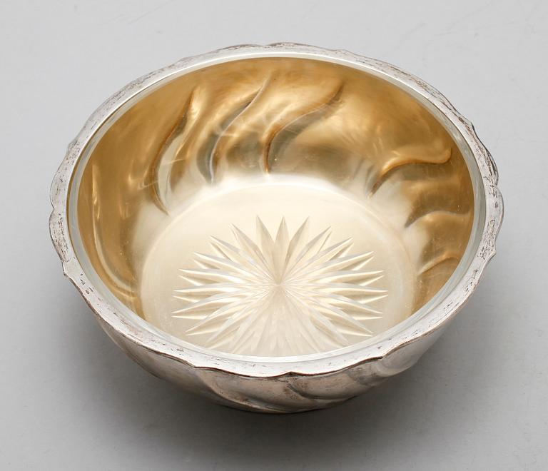 SKÅL, silver, Stockholm 1917. Vikt ca 429 g.