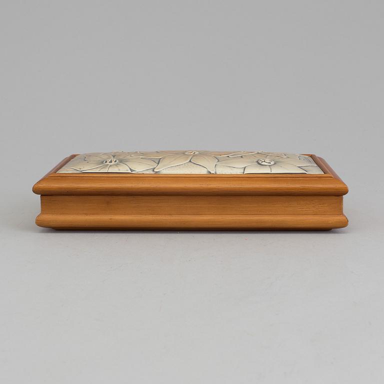 ASK med LOCK, trä och sterlingsilver, 1900-tal.