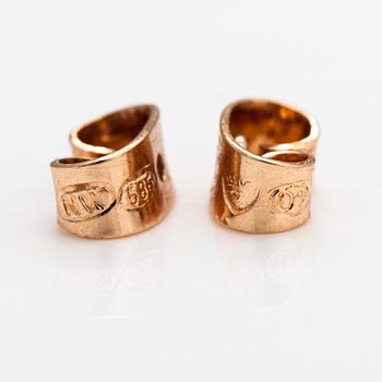 Olli Auvinen, örhängen, 14K guld, odlade pärlor. Westerback, Helsingfors 1957.