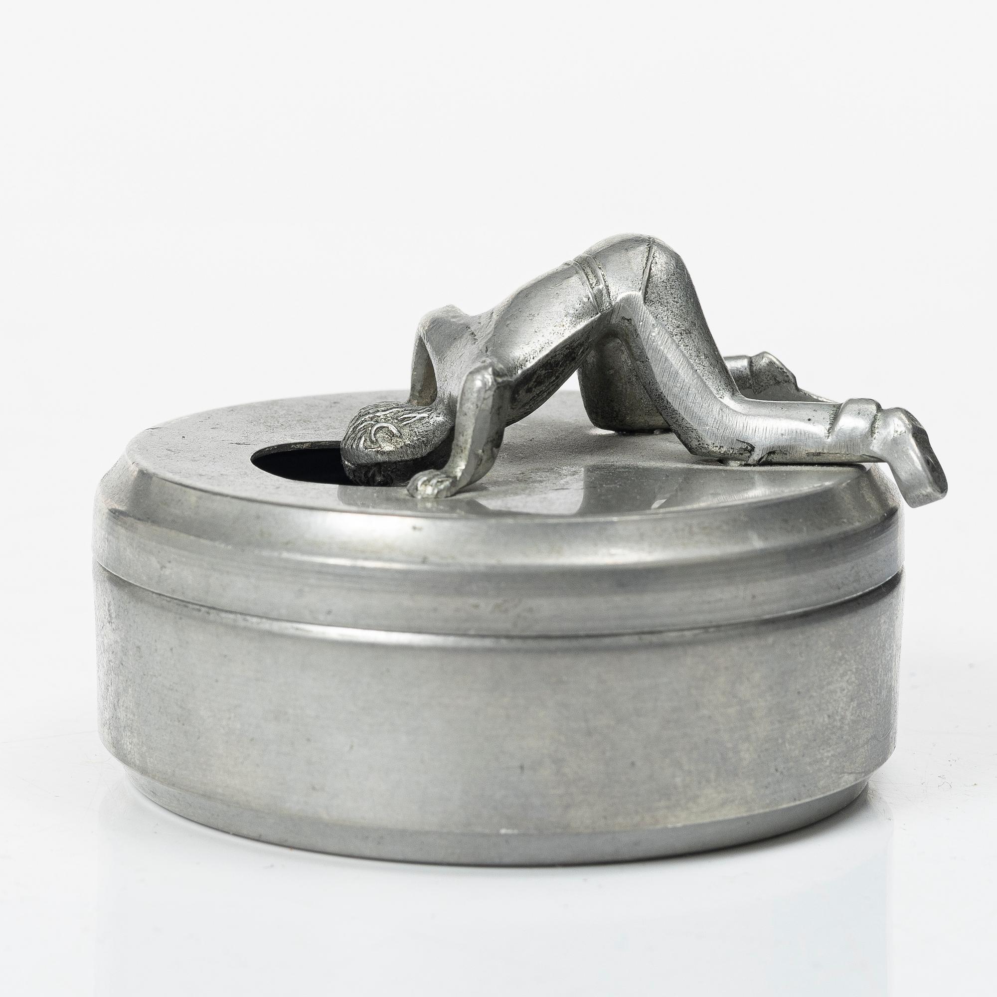 An 'Originell' box for cufflinks, Widerholm & Dahlberg, Eskilstuna, 1930's/40's.