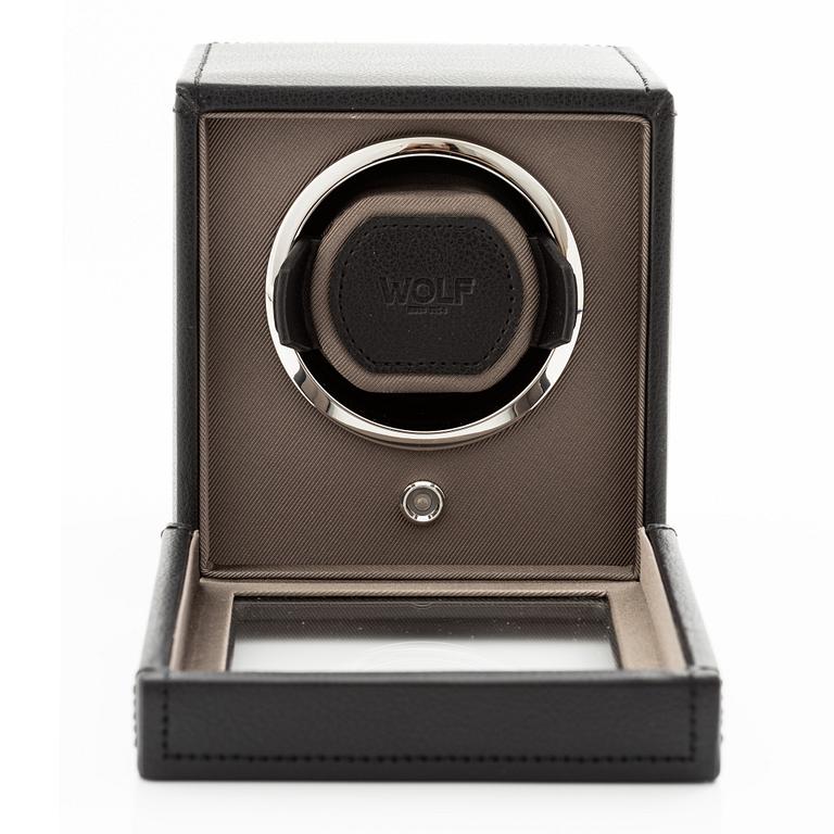 Wolf, Cub Single Winder, 14 x 15.4 x 14.8 cm.