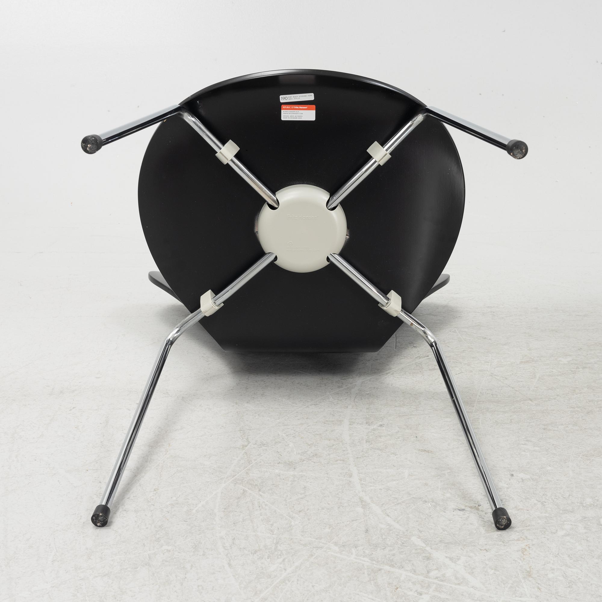 Arne Jacobsen, stolar åtta st. "Sjuan", Fritz Hansen, Danmark, daterade 2005.