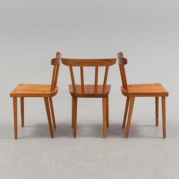 Three pieces of Carl Malmsten chairs in pinewood, 20th century.