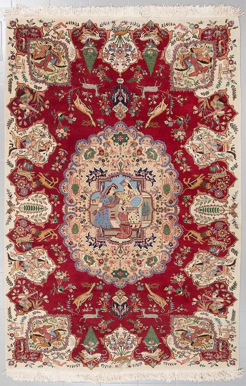 A Kashmar rug, ca 280 x 185 cm.