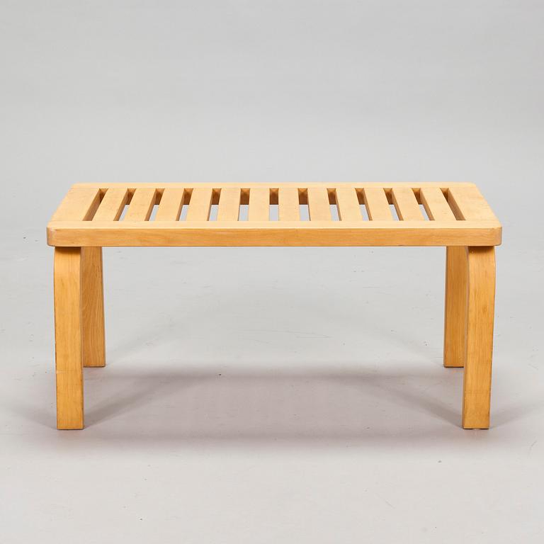 Alvar Aalto, bänk, 153B, Artek 1970-tal.