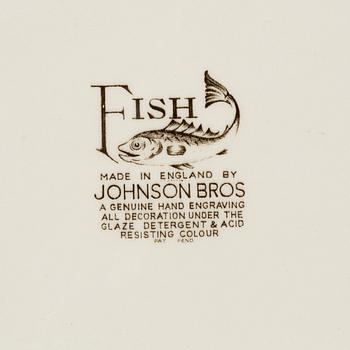 A 20-piece 'Fish' creamware serivice, Johnson Bros, England.