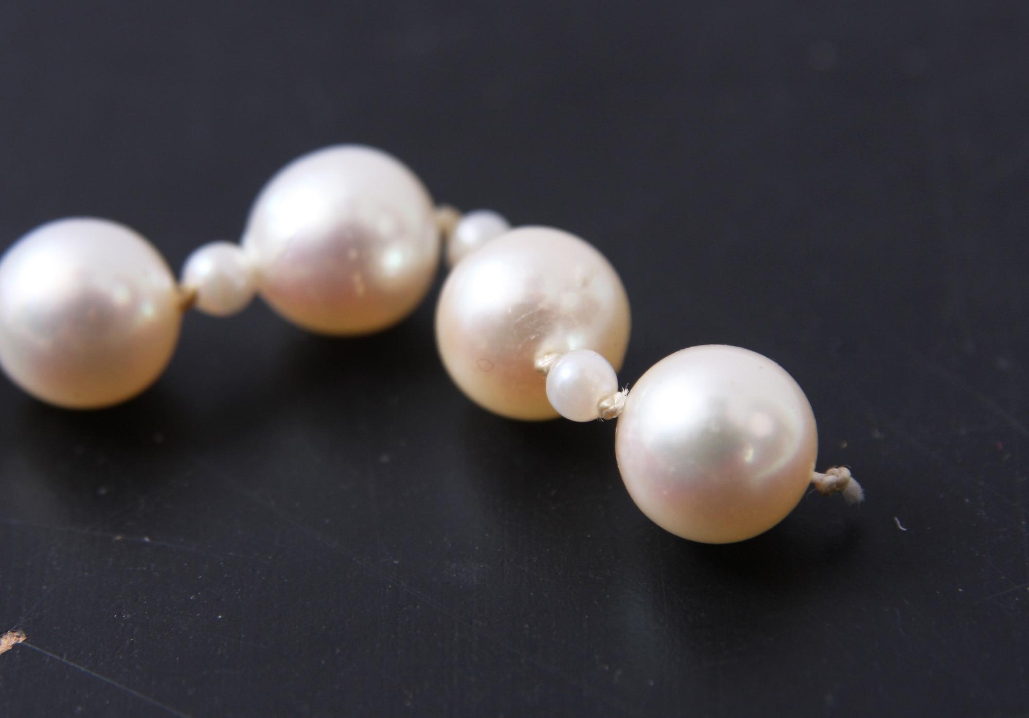 COLLIER, odlade pärlor.