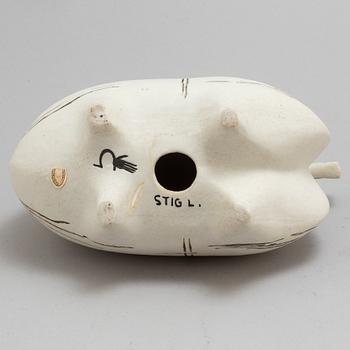 STIG LINDBERG, skuptur, stengods, "Springare", Gustavsberg studio.