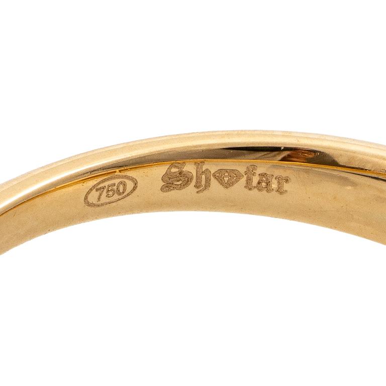 Ring 18K gold with synthetic emerald and brilliant-cut diamonds.