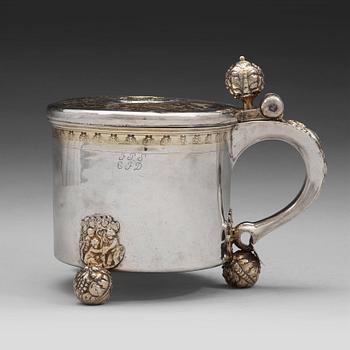 123. A Swedish 17th century parcel-gilt tankard, mark of Anders Andersson Amour, Stockholm (1684-1692) before 1689.