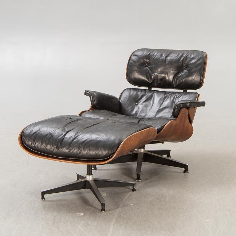 Charles & Ray Eames, fåtölj med fotpall "Lounge chair", Herman Miller, USA, 1900-talets andra hälft.