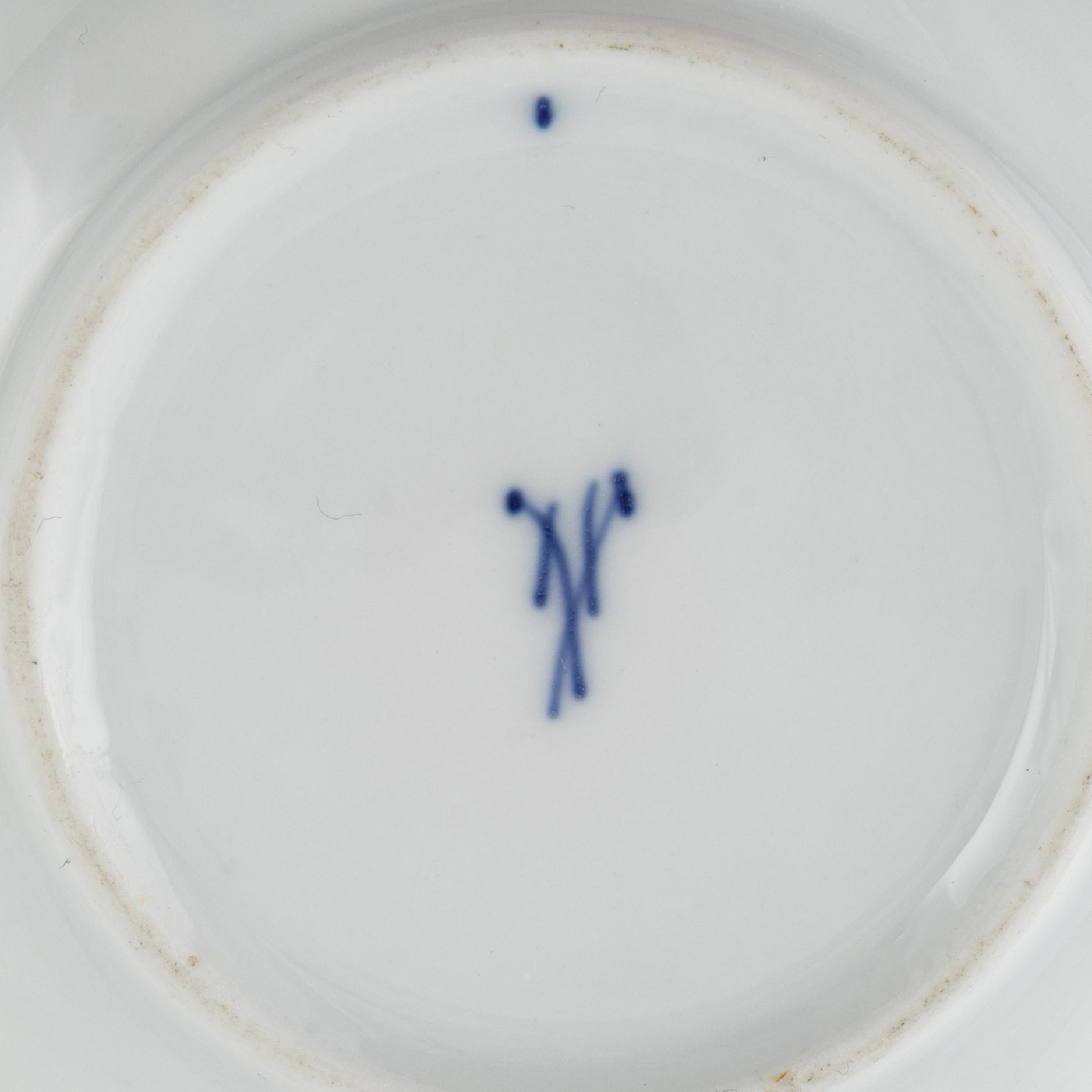 Meissen, a 9+4 pieces porcelain coffee service, 20th century.
