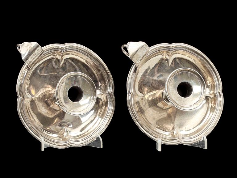 NATTLJUSSTAKAR, ett par. Silver, Gustaf Dahlgren, Malmö 1868. 560gr.