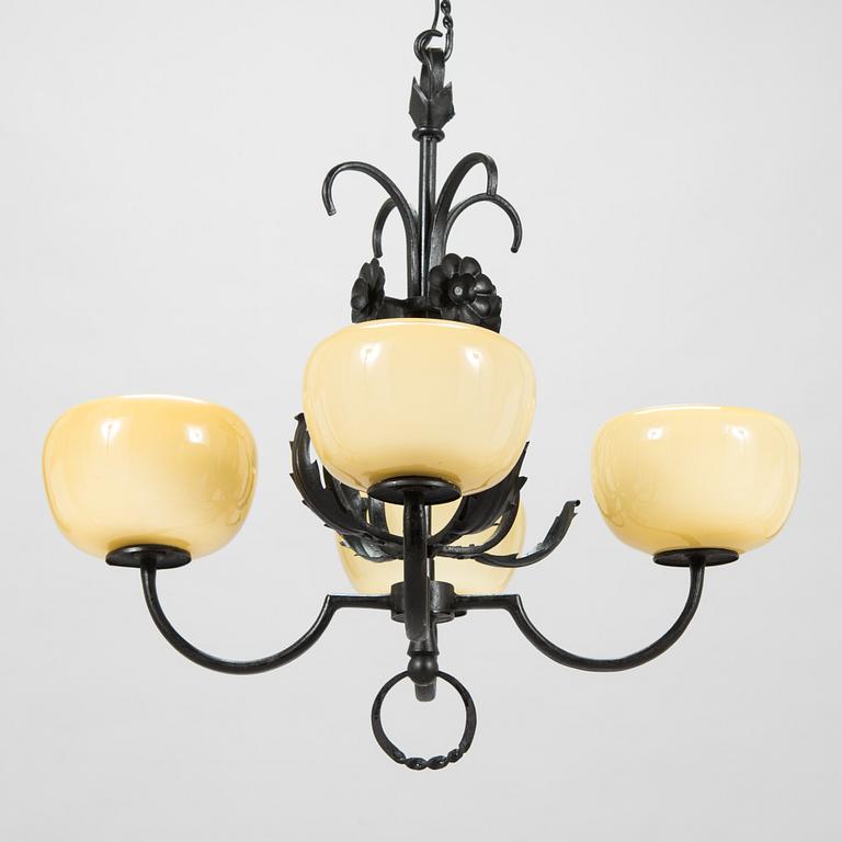 Paavo Tynell, a 1920/1930's chandelier '1709' for Taito.