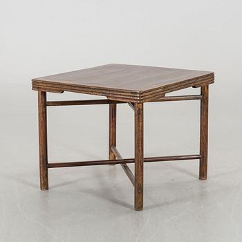A CHINESE FOLDING TABLE 20TH CENTURY.