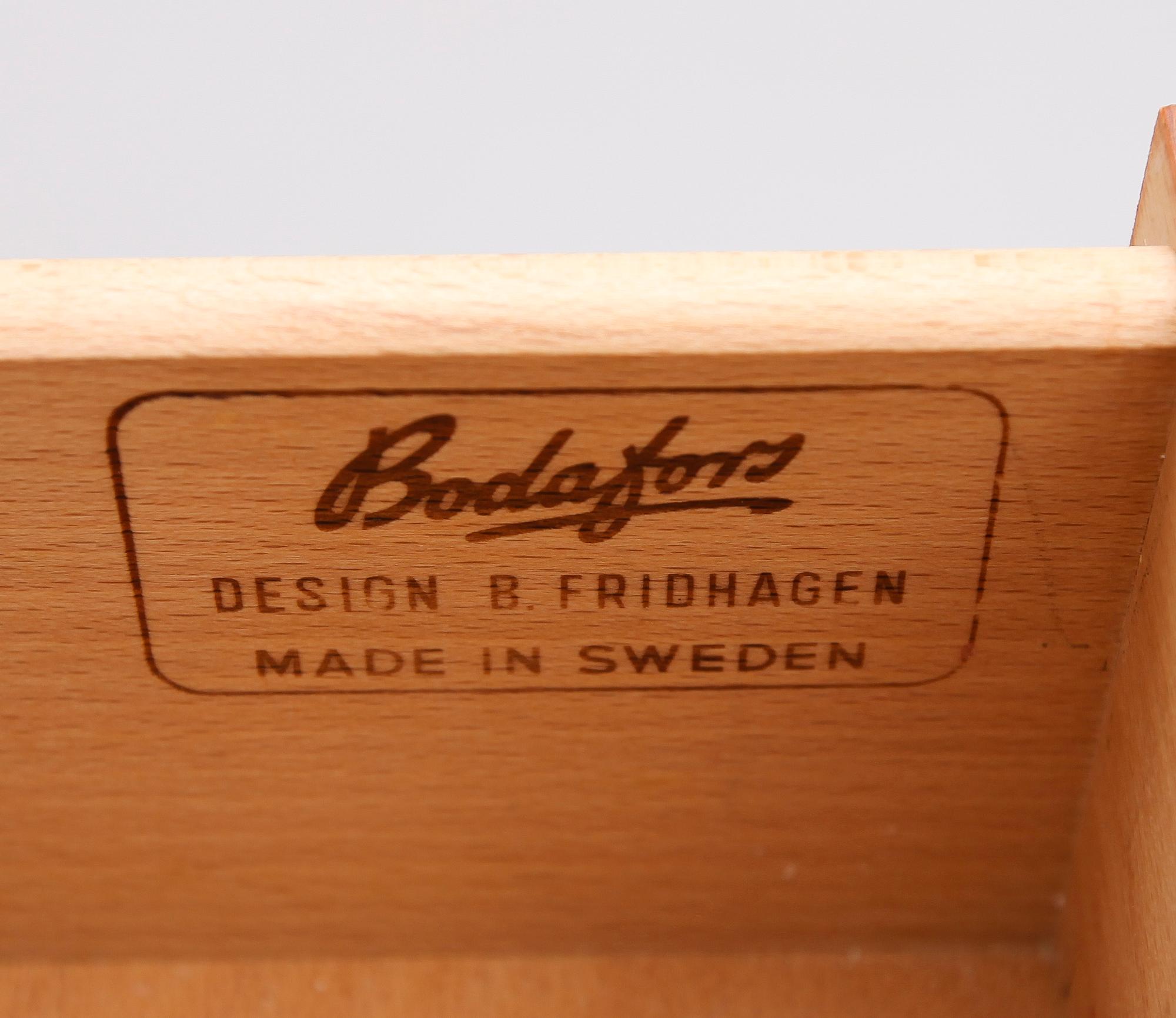 SIDEBOARD, Bertil Fridhagen, Bodafors, 1900-talets andra hälft.