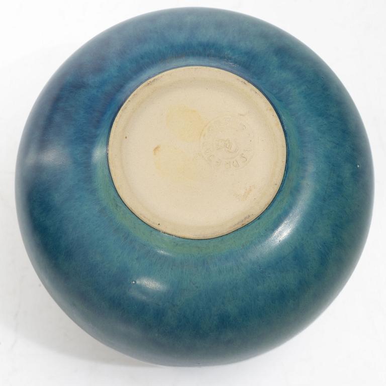 Stig Lindberg, Two stoneware bowls, Gustavsbergs Studio, 1969, and so-called "drejargods", circa 1970.