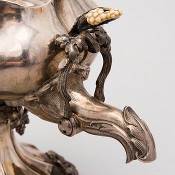 A Finnish neo rococo silver samovar by Anders Wilhelm Felixsson, Lovisa 1857.