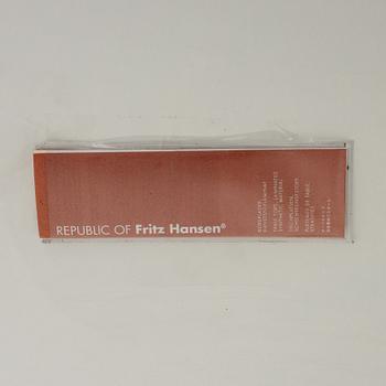 Bruno Mathsson & Piet Hein, matbord, "Superellips", Fritz Hansen, Danmark, 2007.