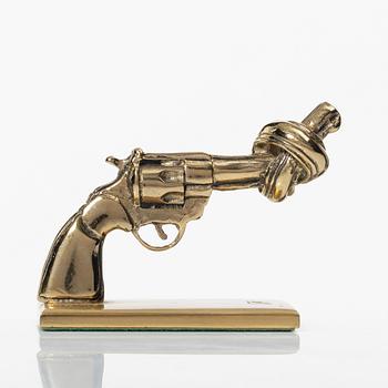 Carl Fredrik Reuterswärd, after., "Non Violence".