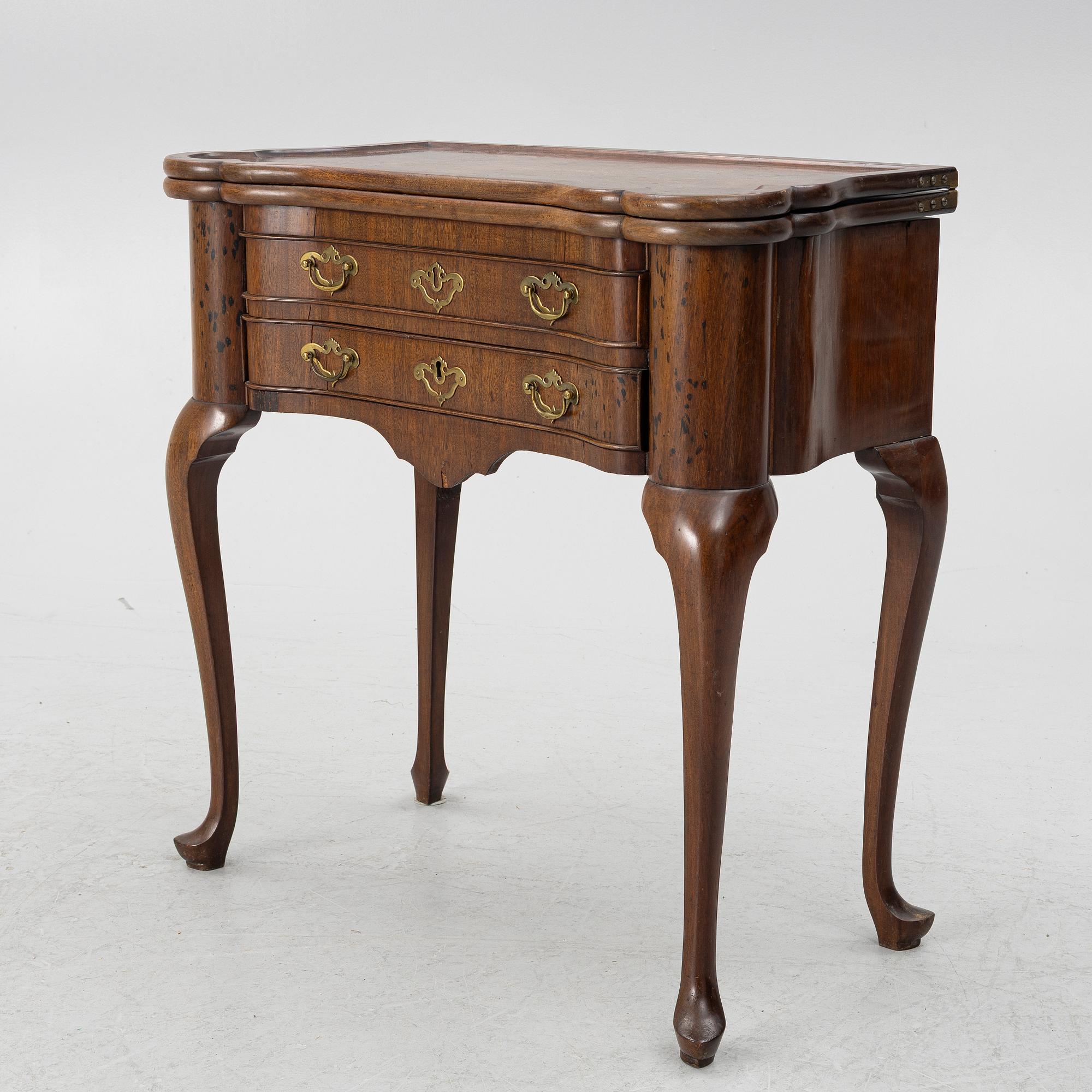 Spelbord/byrå, queen Anne-stil, 1900-tal.