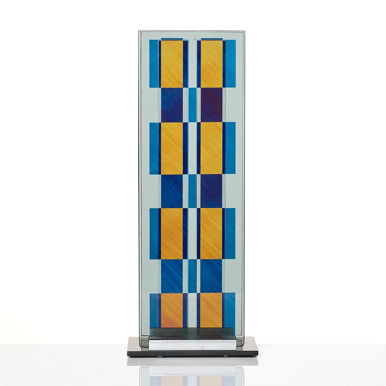 Eric H Olson, "Optochromi T11".