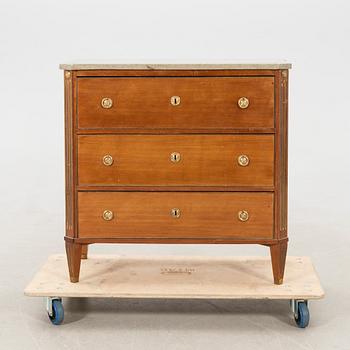 Bureau, Gustavian style, circa 1800.