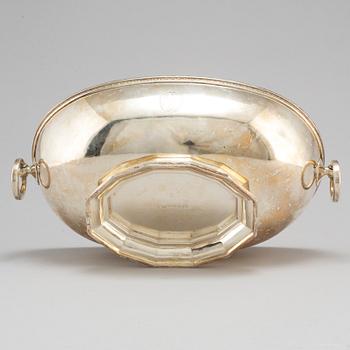 A silver bowl by CF Carlman, Stockholm 1948.