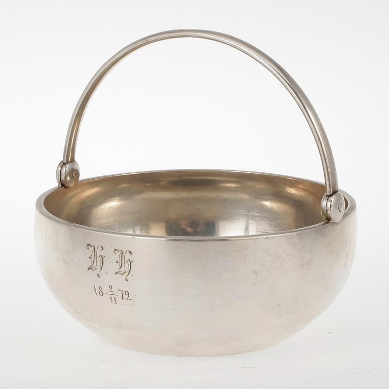 SKÅL, silver, Kejserliga hovleverantören, Pavel Fedorovich Sazikov, Moskva, 1871. Vikt ca 145 gram.