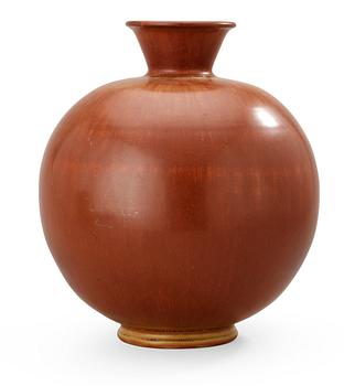864. An Erich & Ingrid Triller stoneware vase, Tobo.