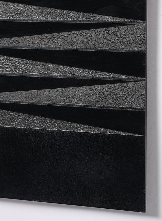 Anders Sletvold Moe, "Black Letters".