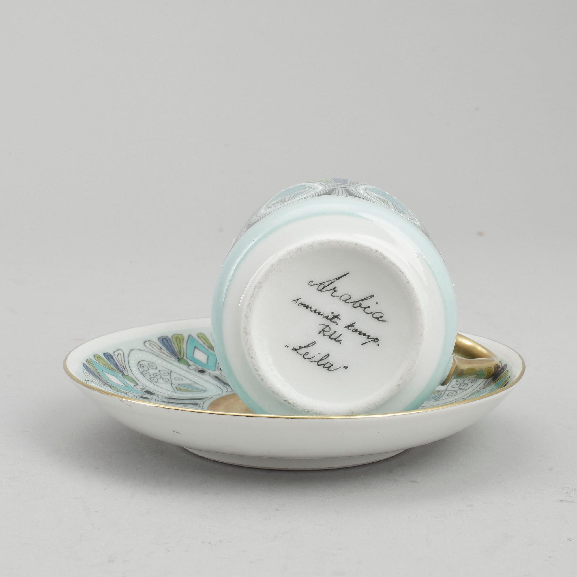MOCKAKOPPAR MED FAT, 12 st, porslin, "Leila", Arabia, Finland 1900-talets andra hälft.