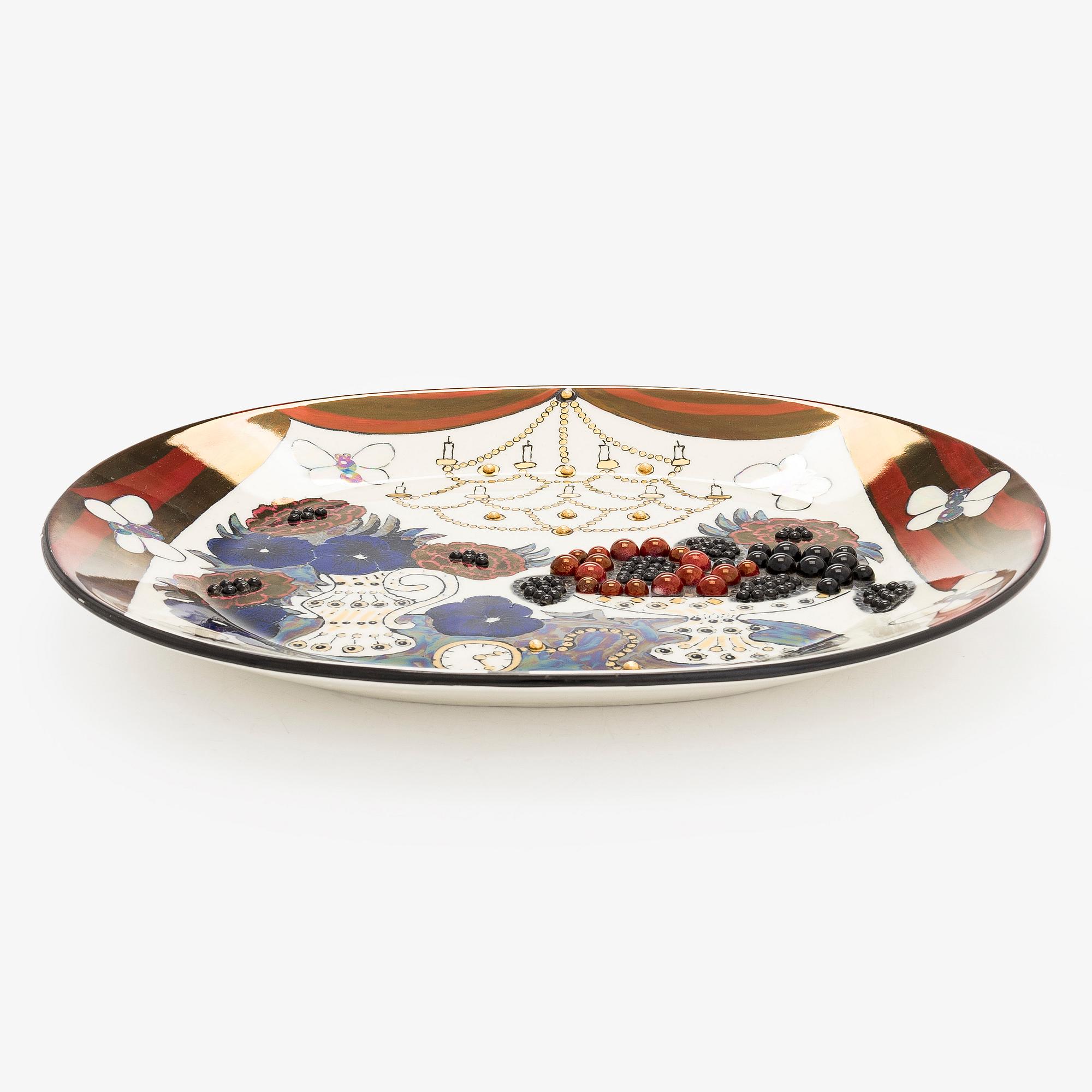 Birger Kaipiainen, A 'Jubilee dish 2000' 362/400, Pro Arte, Arabia.
