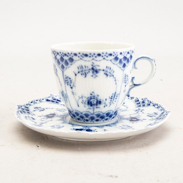 Tableware Muselmalet 27 pcs Royal Copenhagen  porcelain 20th century.