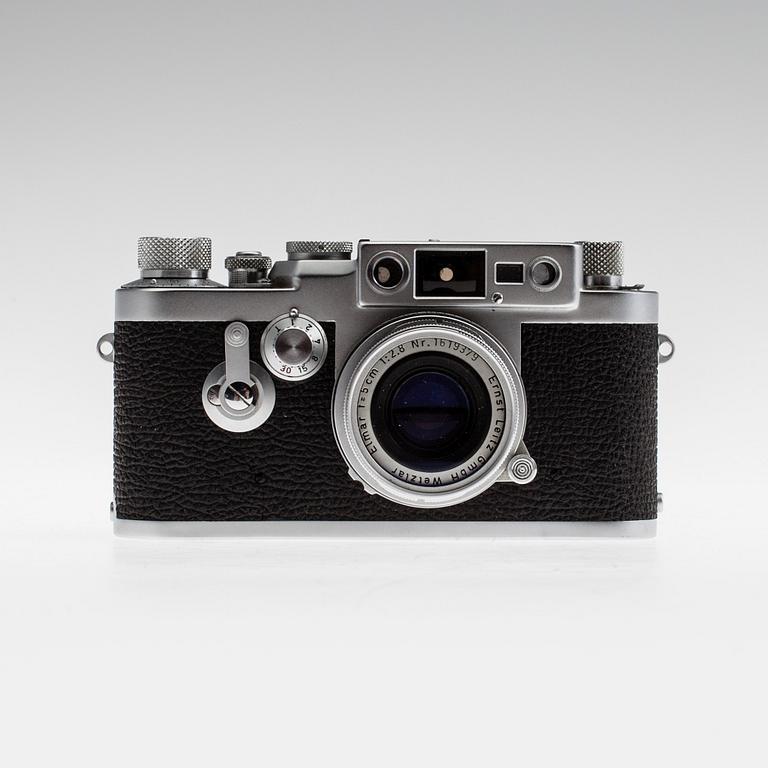 KAMERA med OBJEKTIV, Leica IIIg, nr 943108, Ernst Leitz, GMBH Wetzlar, Tyskland 1900-talets mitt.