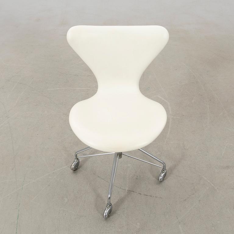 Arne Jacobsen,.