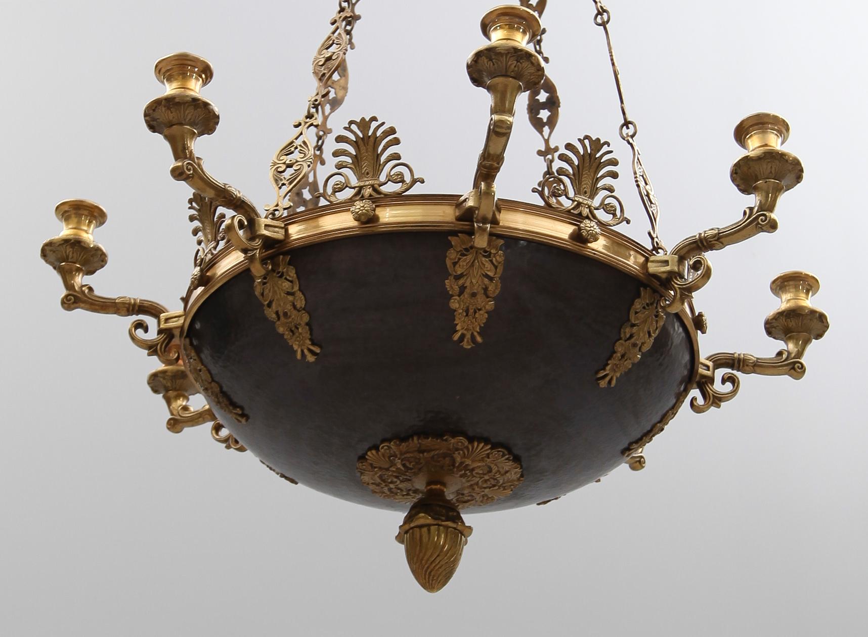 TAKAMPEL, empirestil, omkring år 1900. Höjd ca 85 cm.