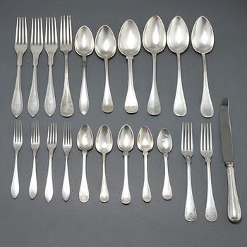 24 pieces of silver cutlery, mostly Sweden, 19th and first half of the 20th century.